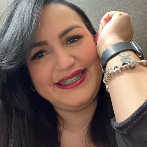 Meet your Posher, Kat